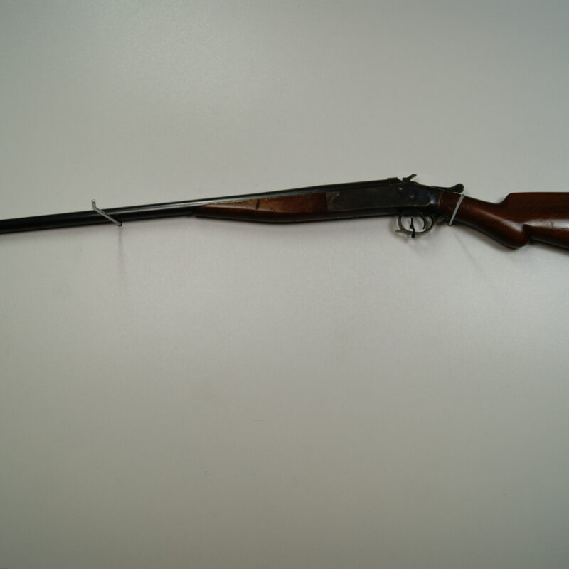 Strzelba pojedynka Iver Johnsons kaliber 20/70. Broń używana.