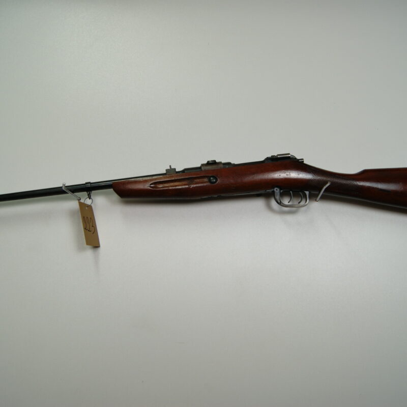 Karabinek sportowy bocznego zapłonu ZKM 468 kaliber 22lr. Broń używana.