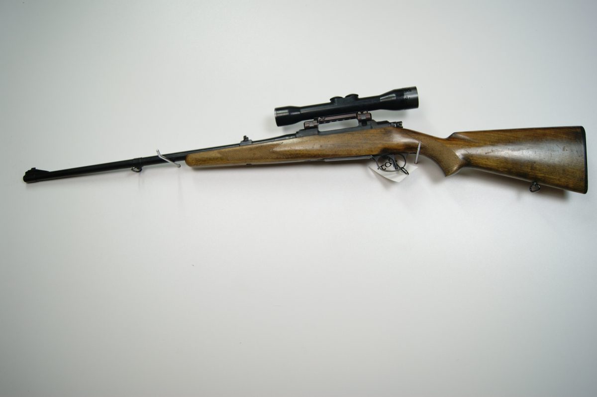 Sztucer ZKK 600 kaliber 30-06 z lunetą Zeiss 4x32.Broń używana.