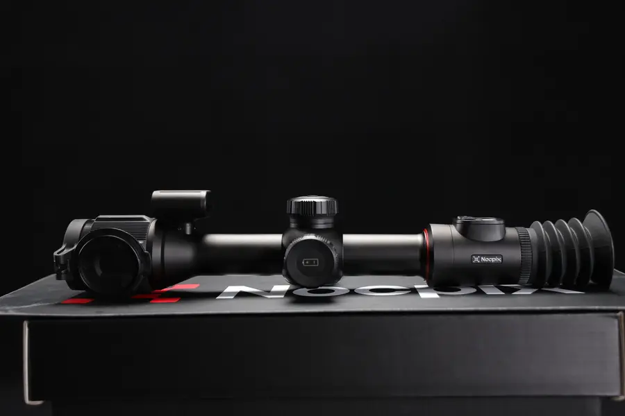Bolt-P25R-nocpix-pl-7.webp